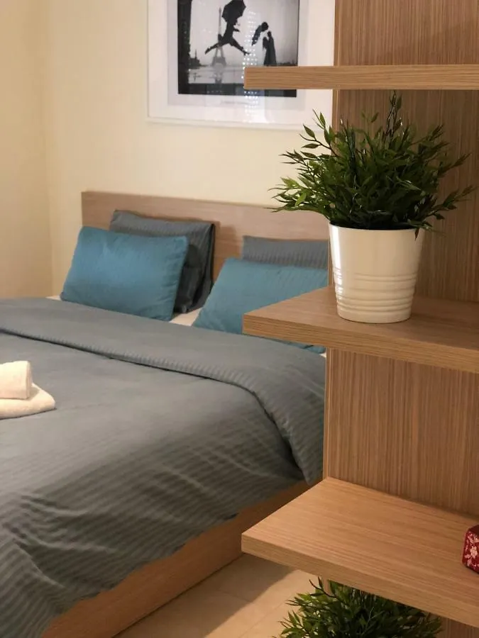 Pensión Alex Apartment In The City Center Tesalónica